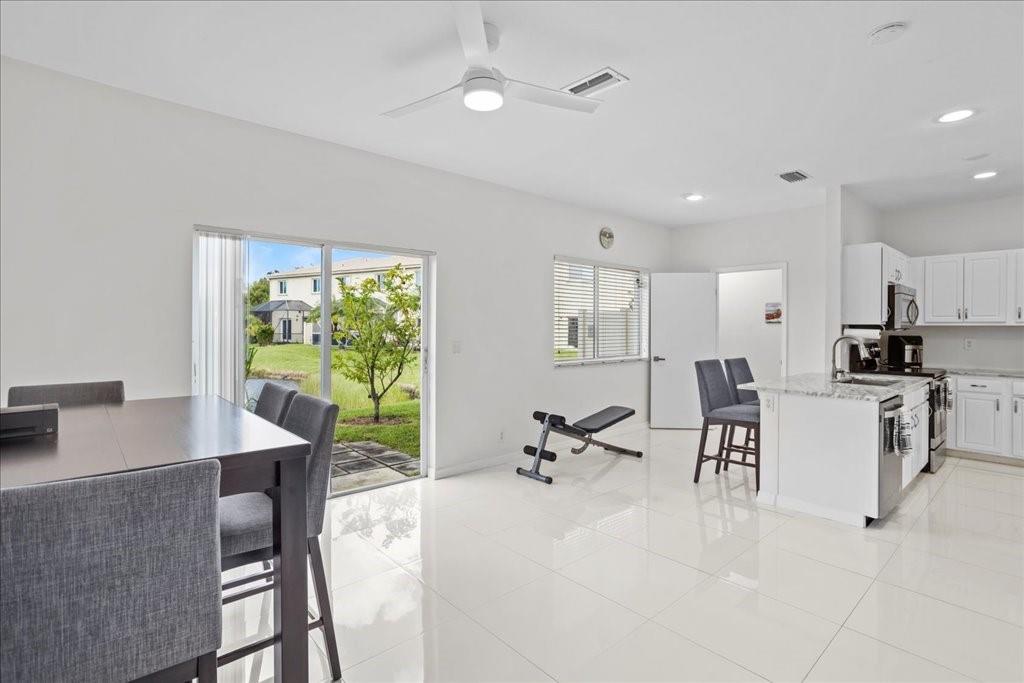 4722 Lago Vista Dr 4722
