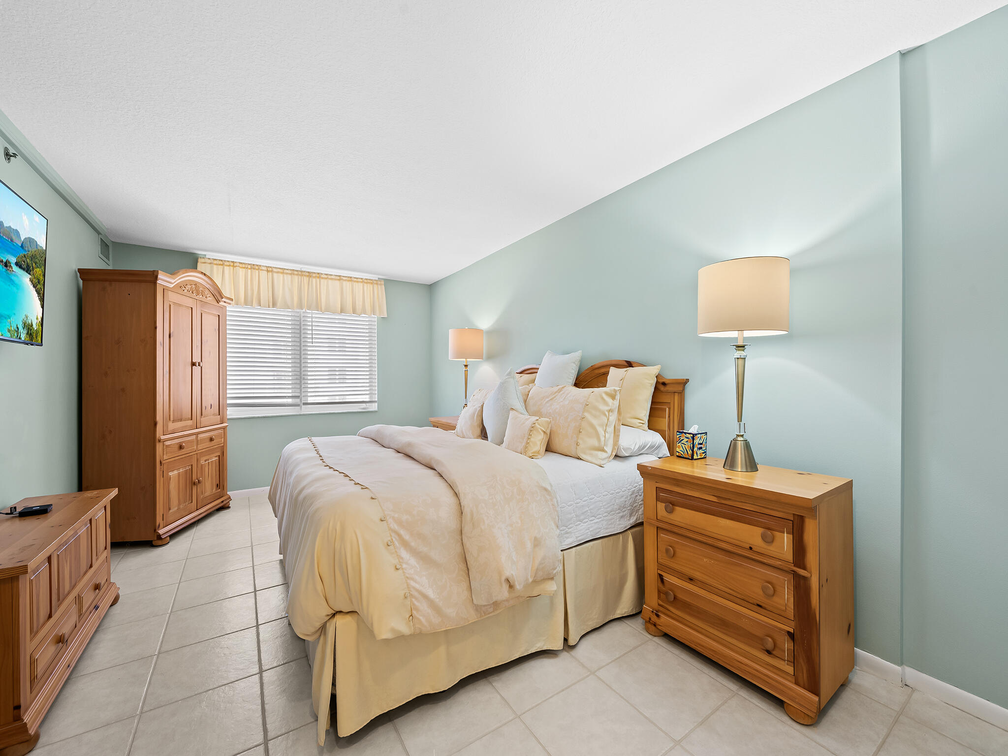 Ambassadors East - Residential