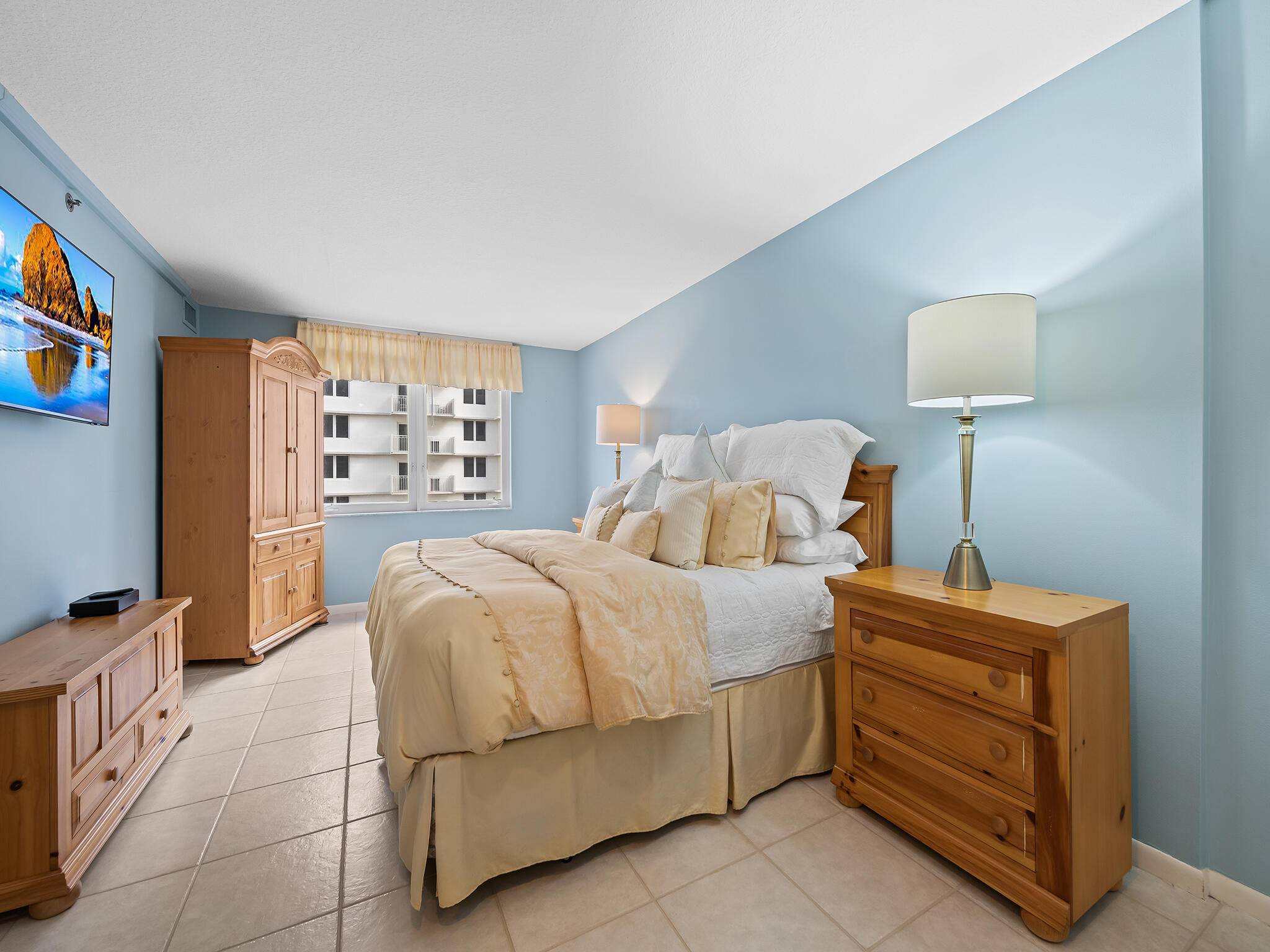 Ambassadors East - Residential