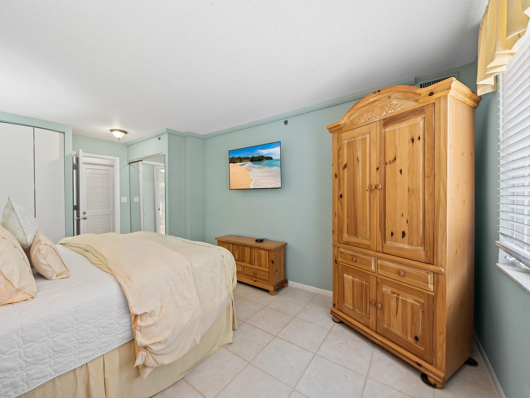 Ambassadors East - Residential