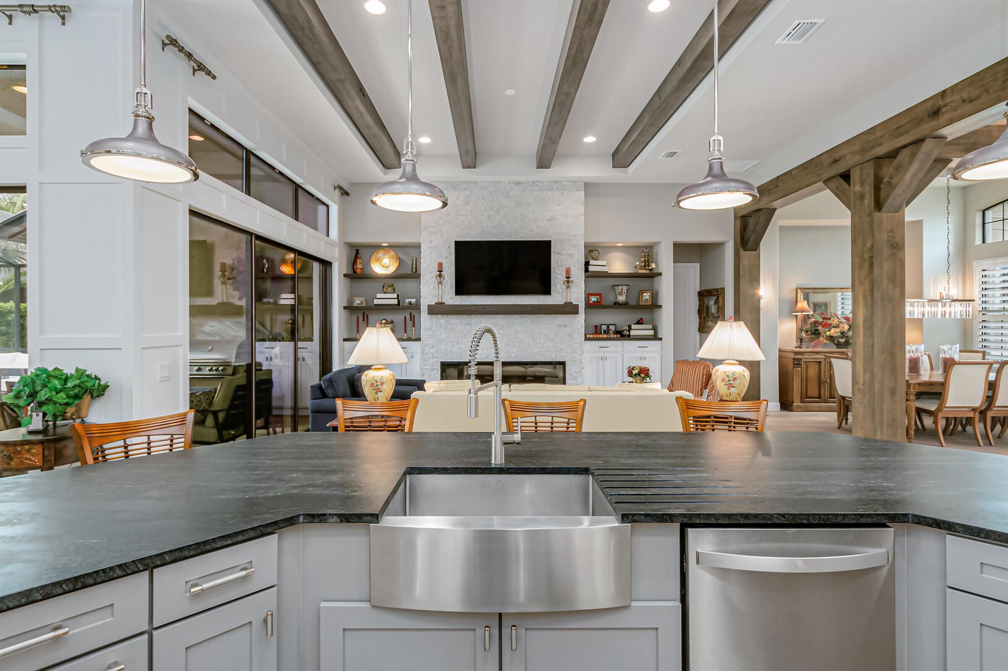 ST. ANDREWS MANOR PHASE THREE - Residential