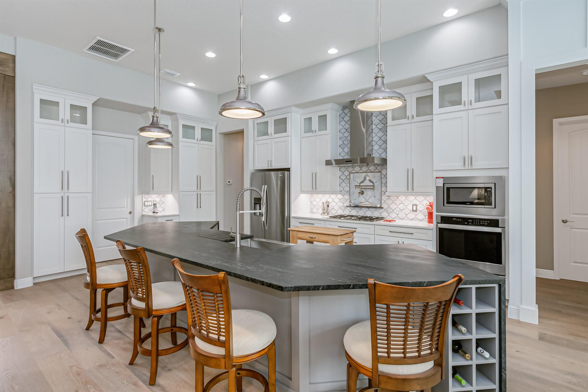 ST. ANDREWS MANOR PHASE THREE - Residential