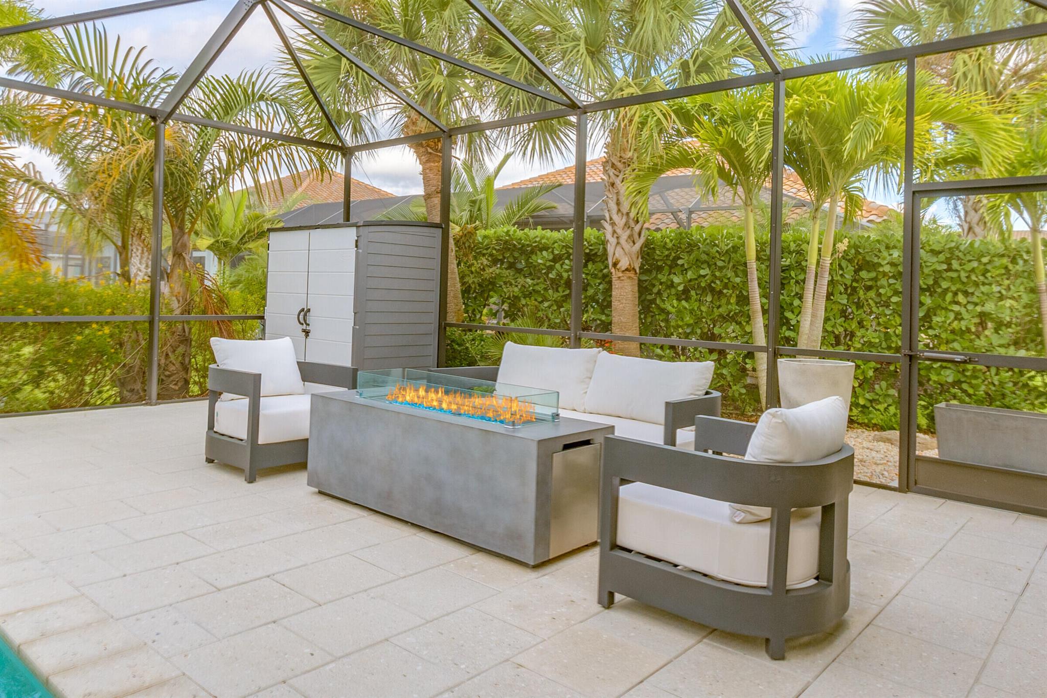 ST. ANDREWS MANOR PHASE THREE - Residential