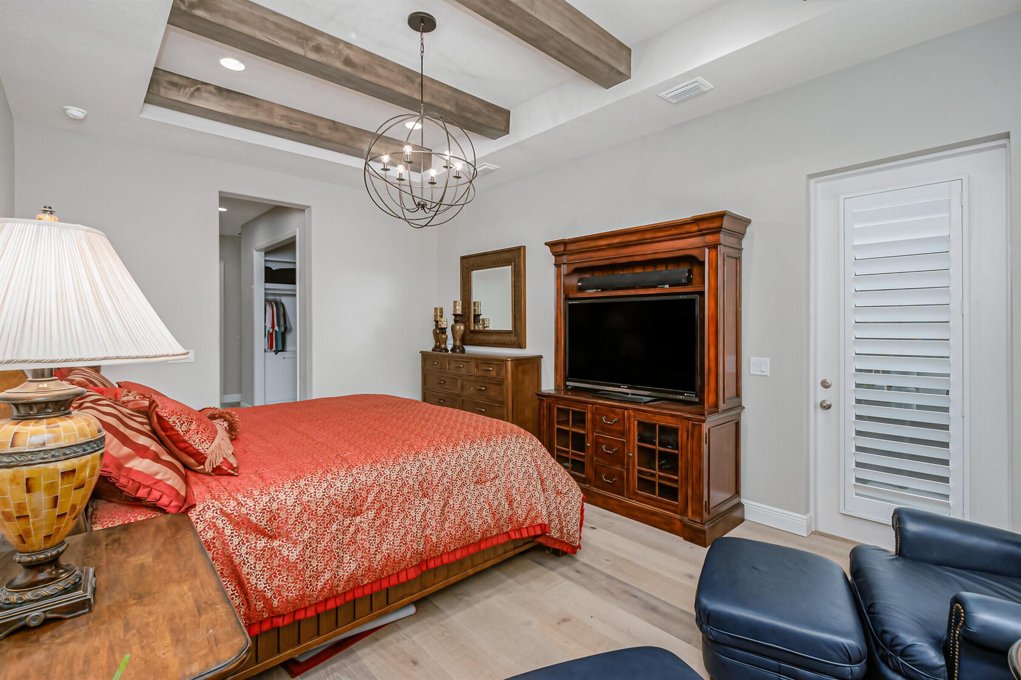 ST. ANDREWS MANOR PHASE THREE - Residential