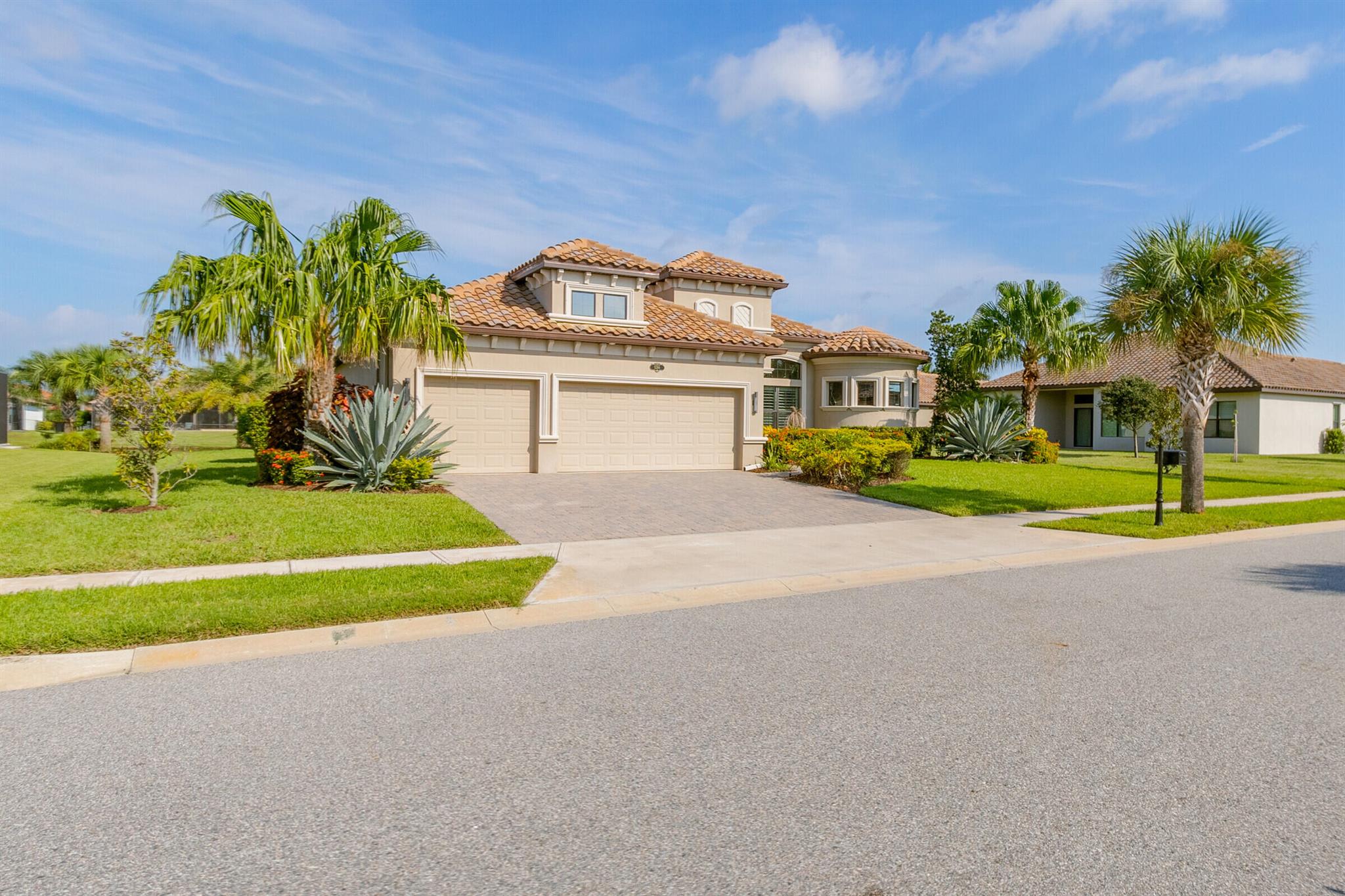 ST. ANDREWS MANOR PHASE THREE - Residential