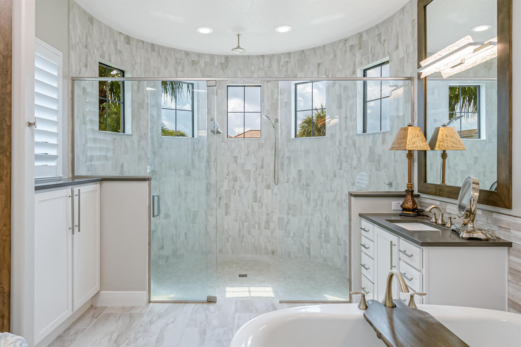 ST. ANDREWS MANOR PHASE THREE - Residential