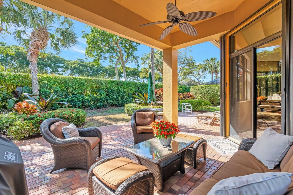 Photo of 6947 Antinori Lane, Boynton Beach, FL 33437 (MLS # R11059975)