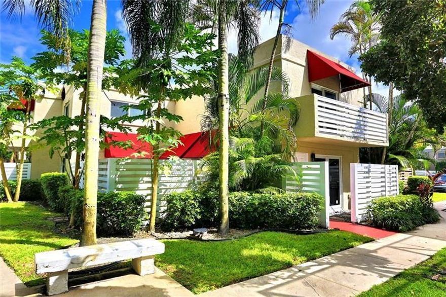 Beautiful & updated townhouse in desirable Jacaranda. This home features an open concept with a huge renovated kitchen, stainless steel appliances, and a wine fridge. Tile floors throughout. All details up to the lights have been updated. All bathrooms are updated with classic and modern touches. New high-impact windows & doors, extra large fenced patio. Electric panel 2 years old, a/c 6 years. Beautiful laundry area. Nothing to do here but move right in.