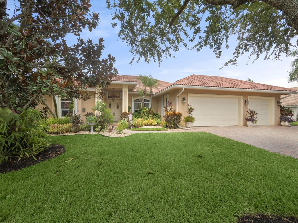 Photo of 8276 SW Skipper Drive, Stuart, FL 34997 (MLS # R11016969)