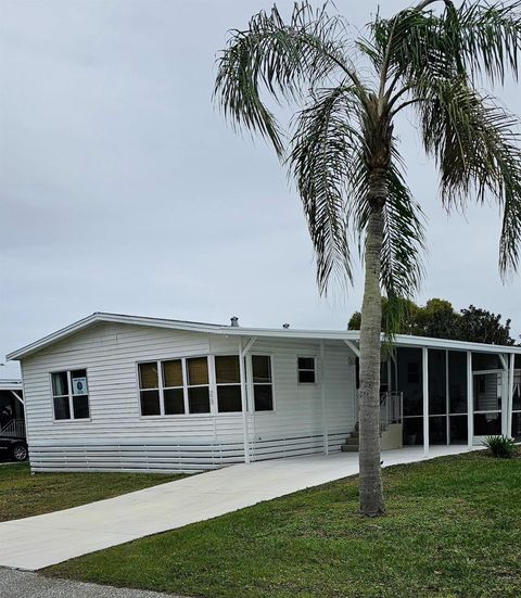 A home in Port St Lucie