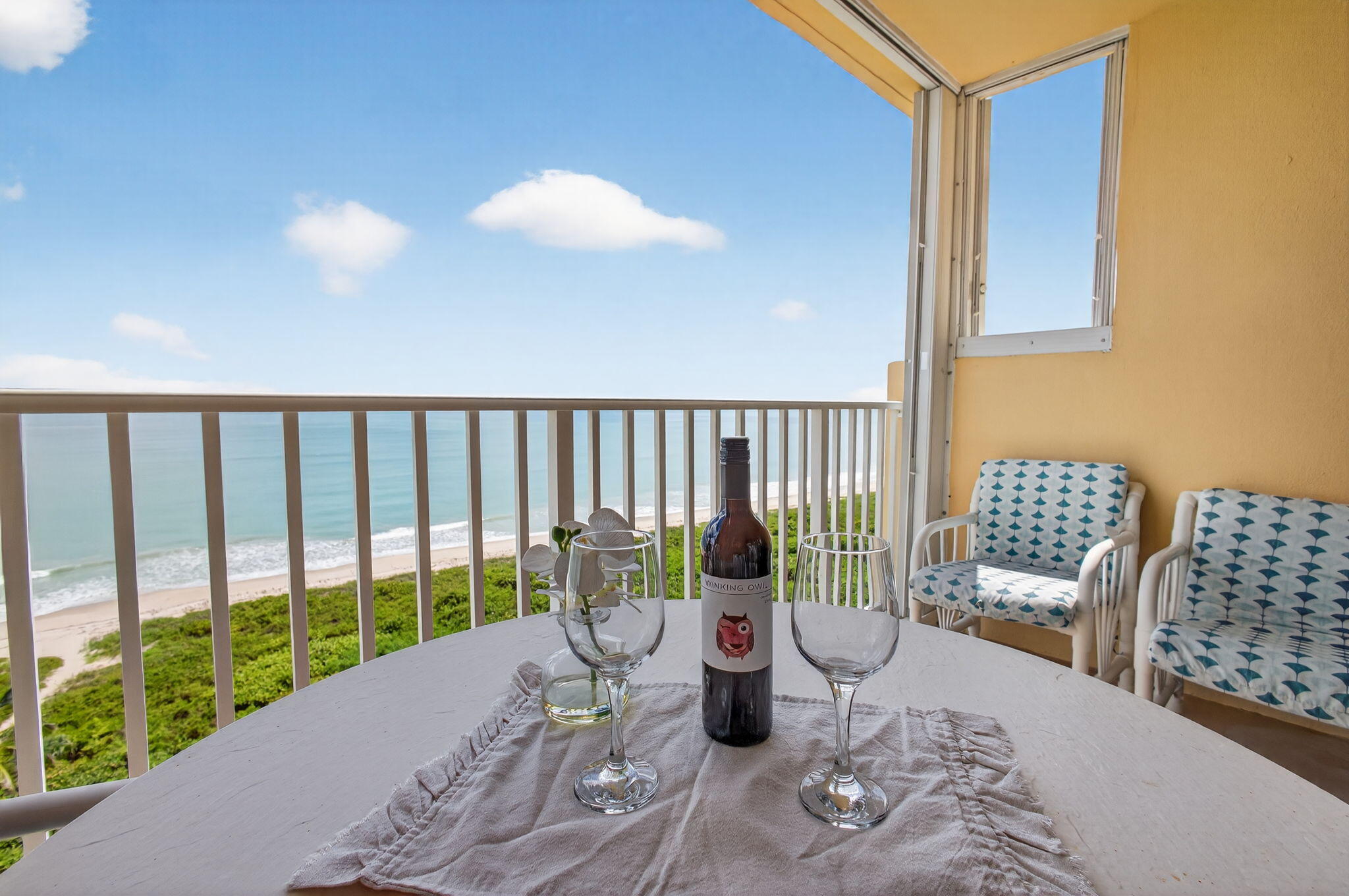 SEA PALMS CONDOMINIUM - Residential