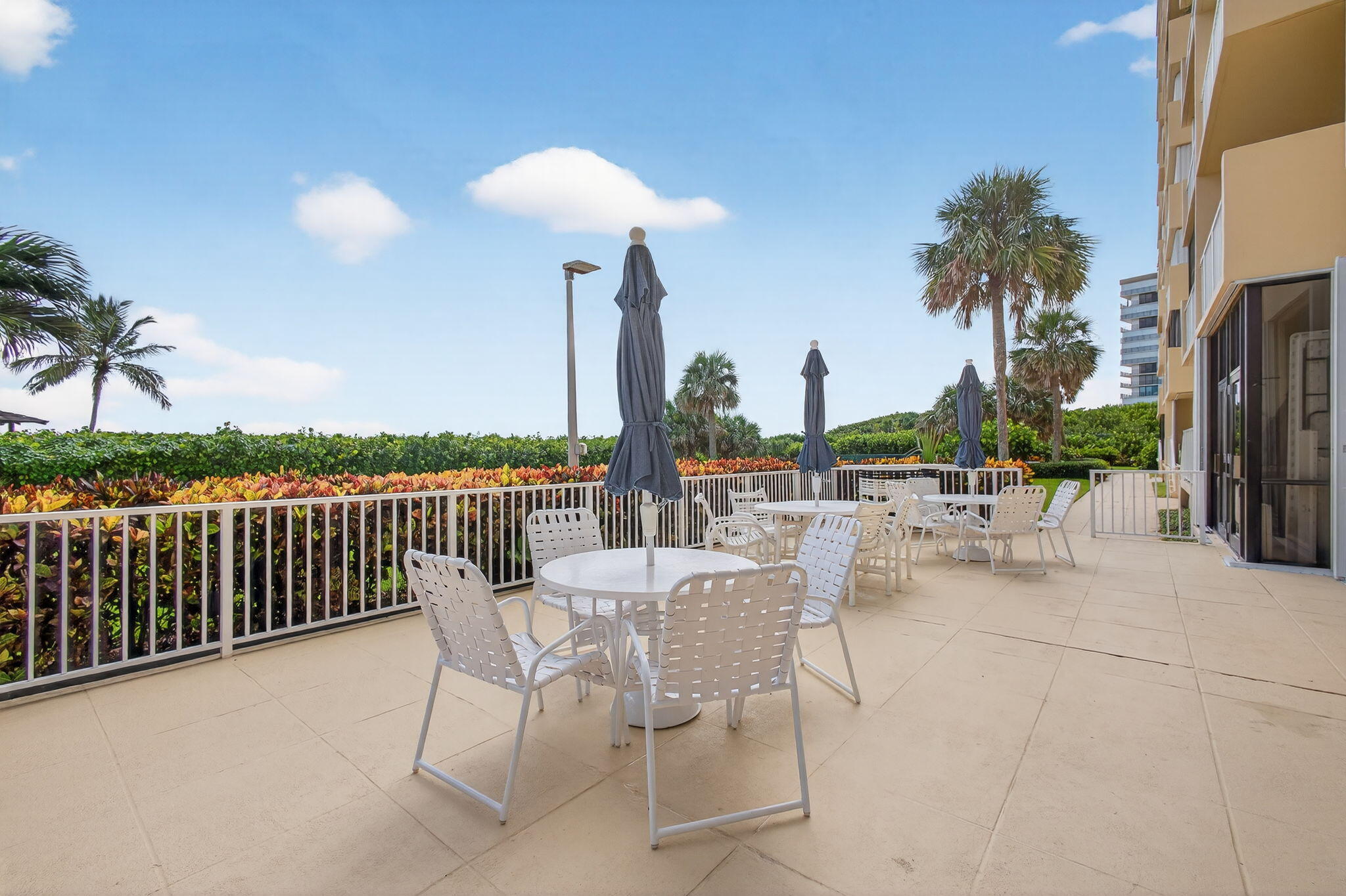 SEA PALMS CONDOMINIUM - Residential