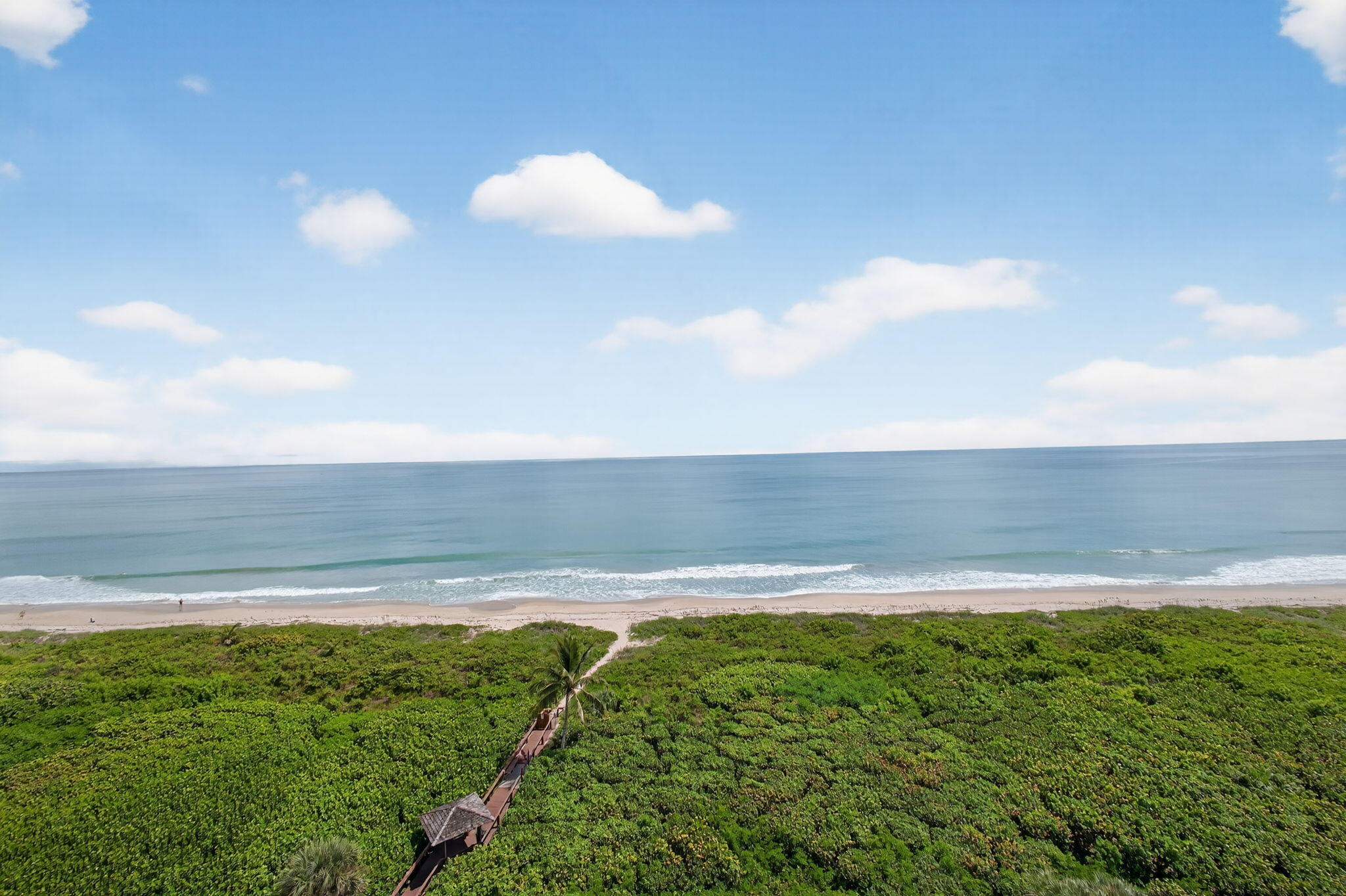 SEA PALMS CONDOMINIUM - Residential