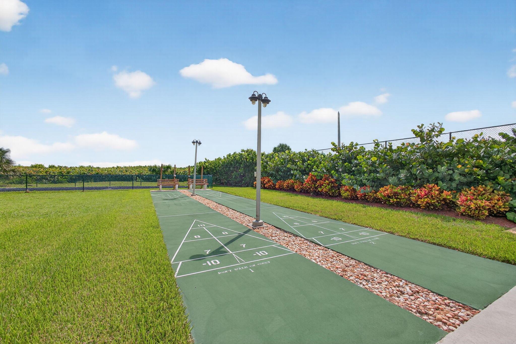 SEA PALMS CONDOMINIUM - Residential