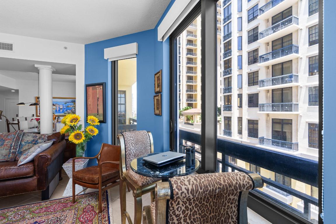 801 S Olive Avenue 711