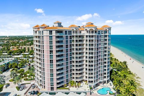 A home in Lauderdale By The Sea