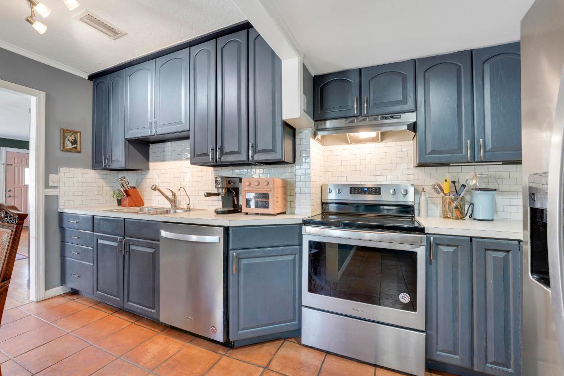 FOREST RIDGE PARK - Residential