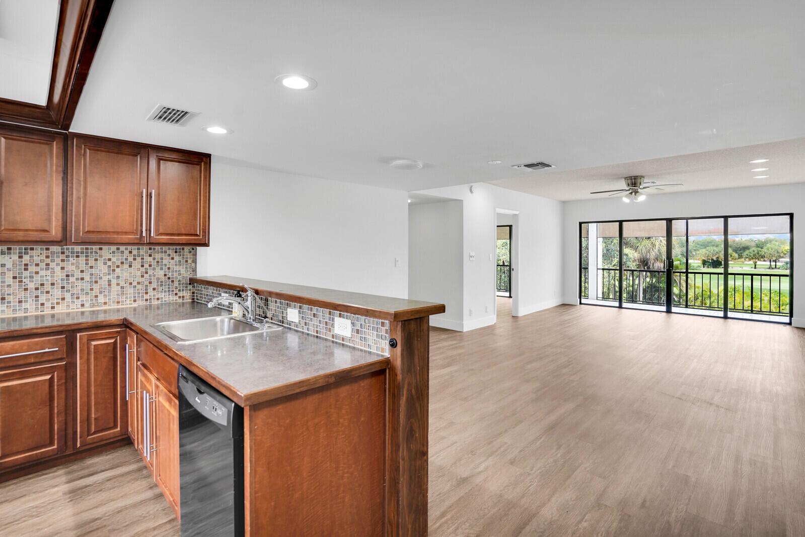 LANDS OF THE PRESIDENT CO - Residential