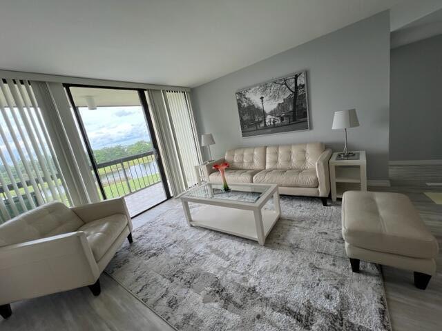 The views of water and golf course are amazing from this beautifully renovated unit. No club membership is available. There is a satellite pool available to use.