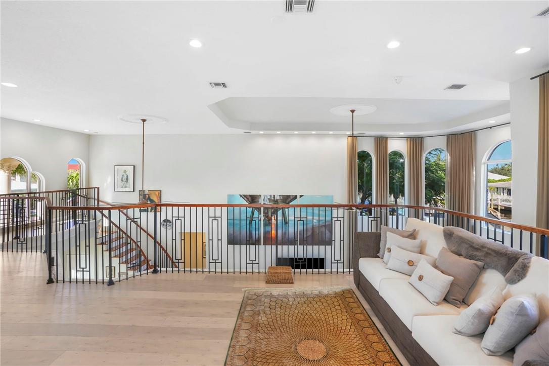 The Cove 2nd Sec 33-27 B - Residential