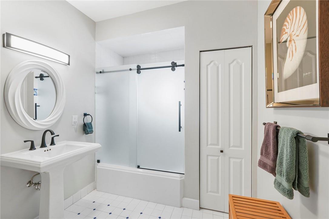 The Cove 2nd Sec 33-27 B - Residential