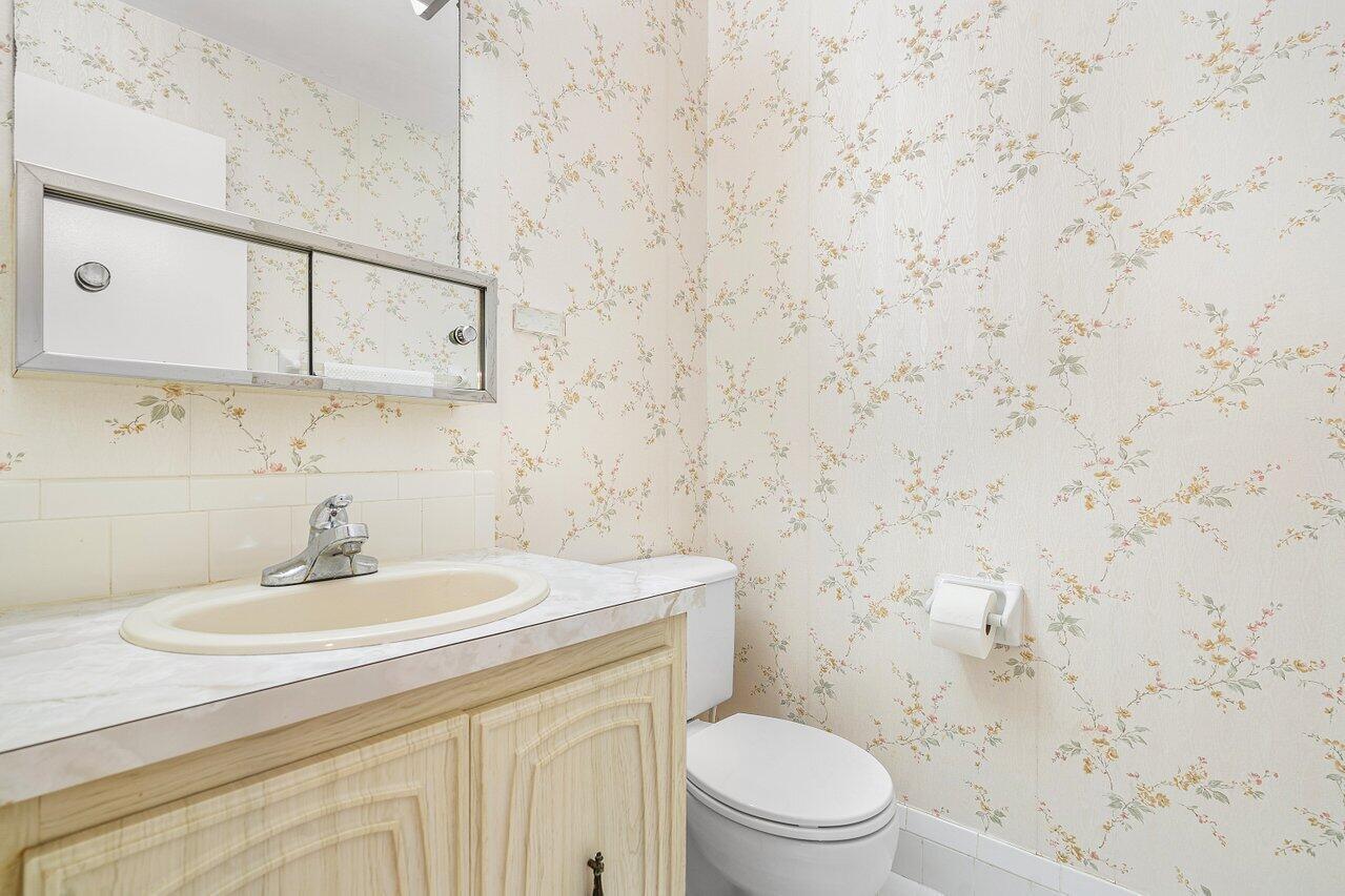 HIGH POINT OF DELRAY BEAC - Residential