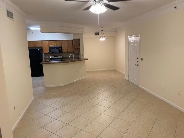 MEZZANO CONDO - Residential Lease