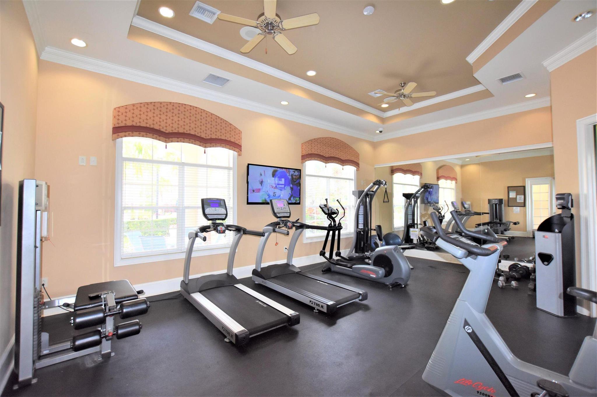 MEZZANO CONDO - Residential Lease