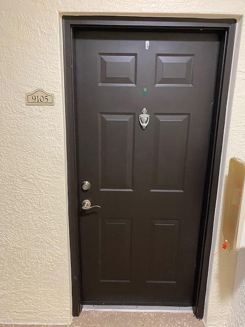 MEZZANO CONDO - Residential Lease