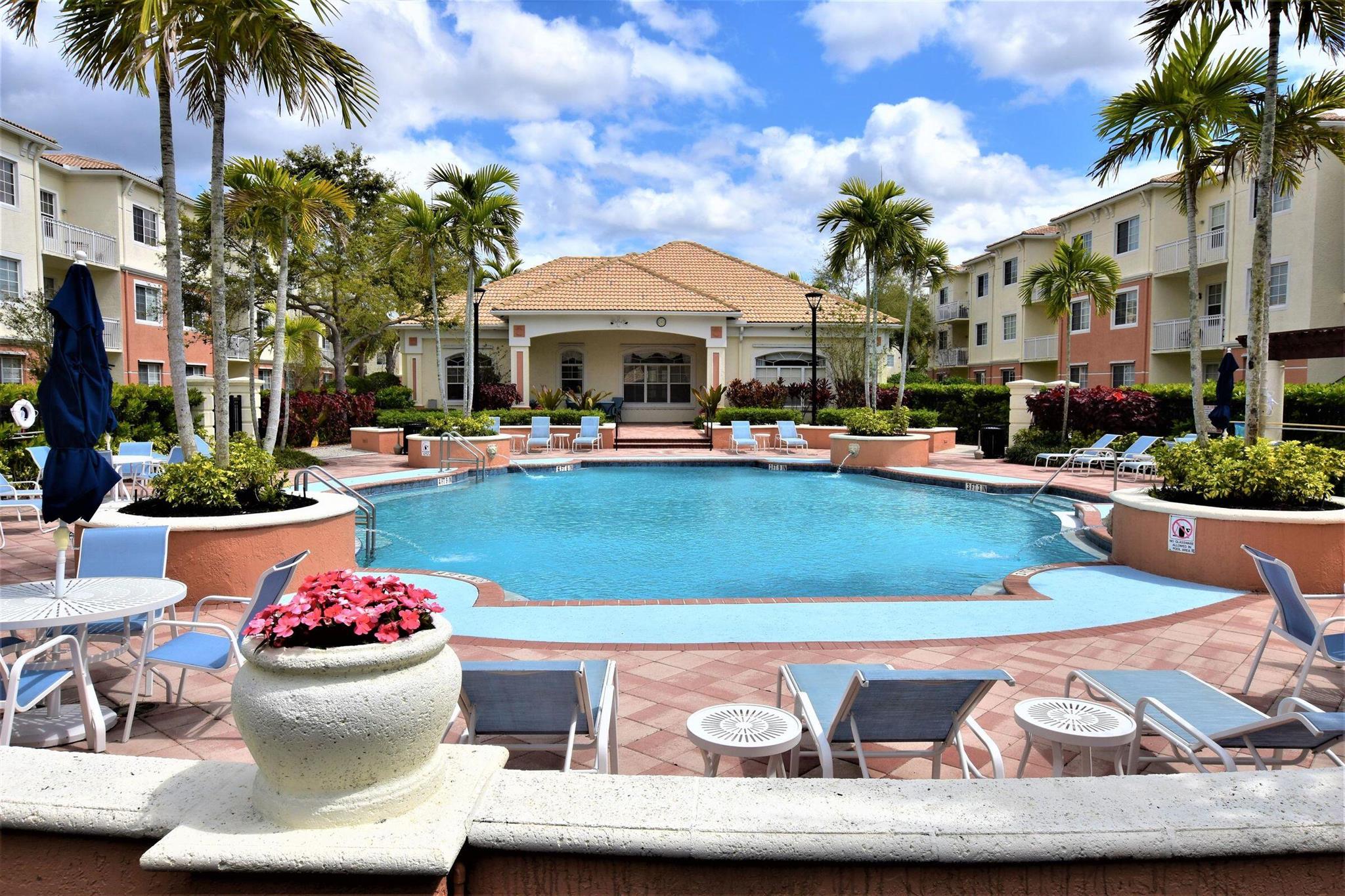 MEZZANO CONDO - Residential Lease