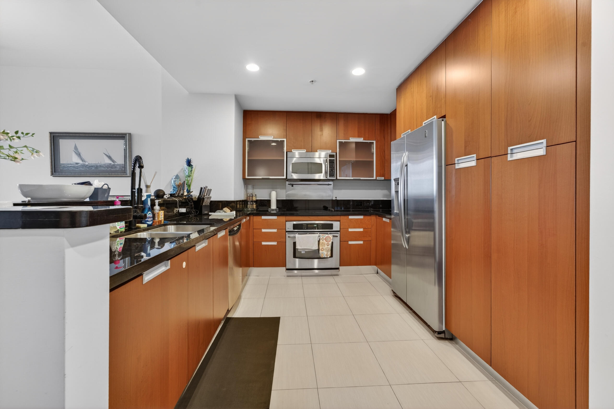 7901 Hispanola Avenue 807, North Bay Village, FL, 33141/$625,000 3 7901 Hispanola Avenue 807