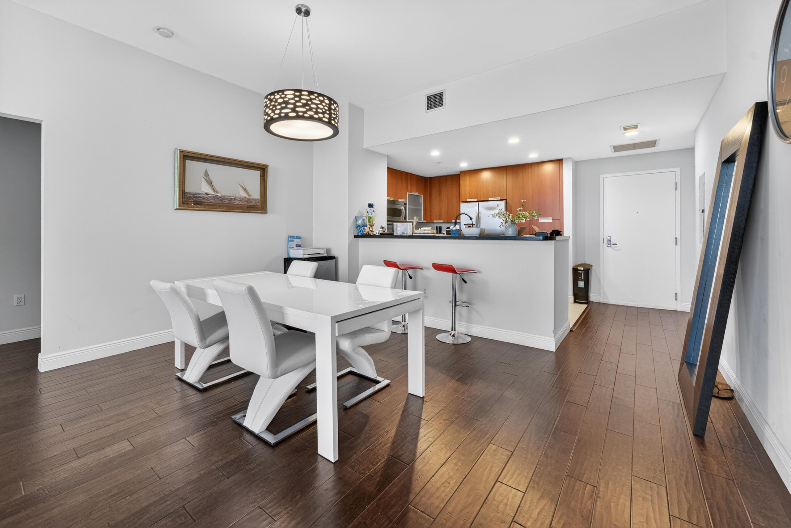 7901 Hispanola Avenue 807, North Bay Village, FL, 33141/$625,000 4 7901 Hispanola Avenue 807