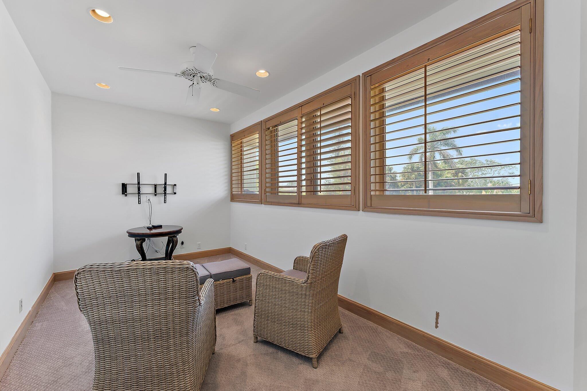 HIDDEN KEY - Residential