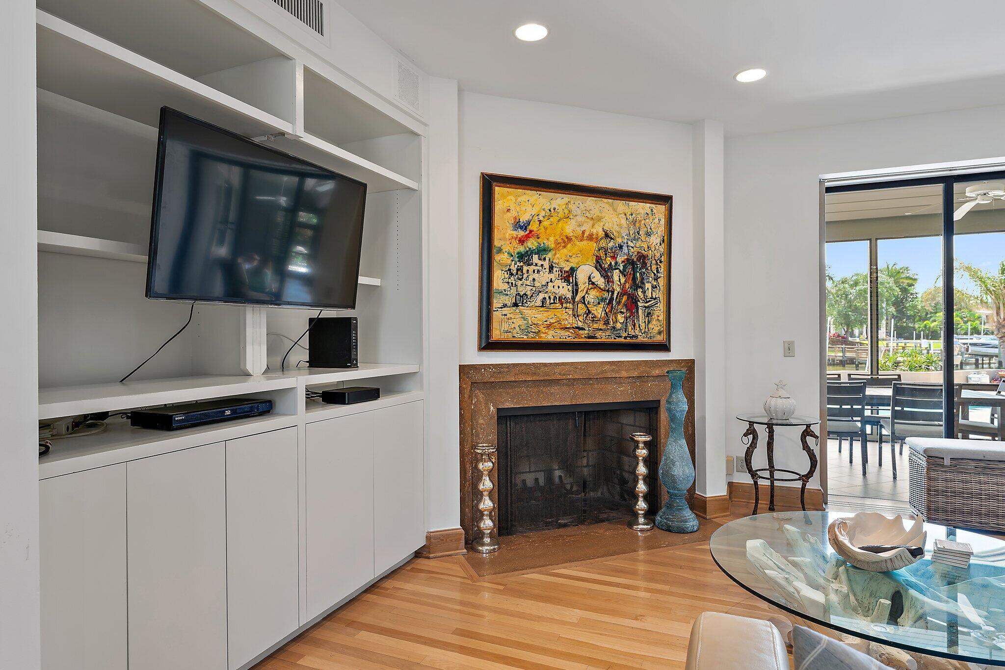 HIDDEN KEY - Residential