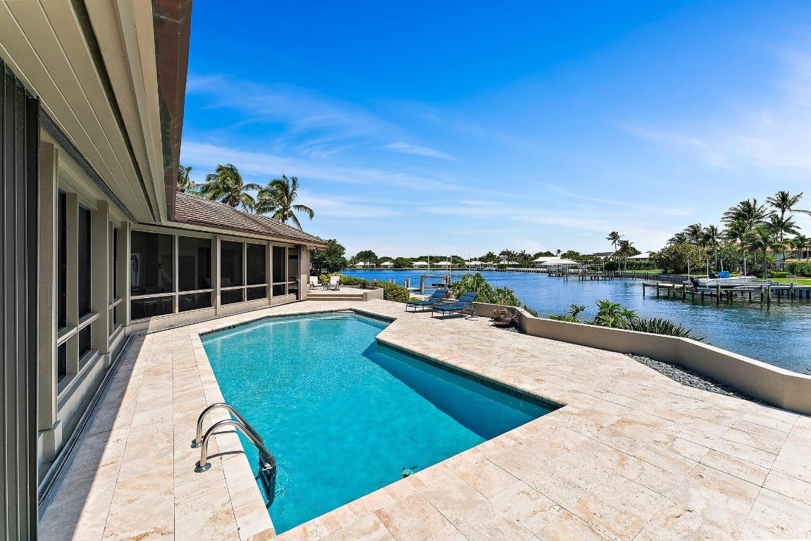 HIDDEN KEY - Residential