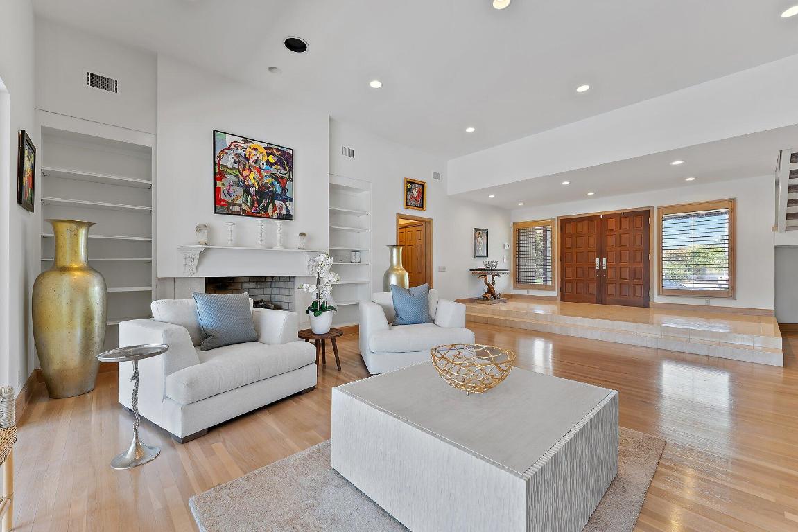 HIDDEN KEY - Residential