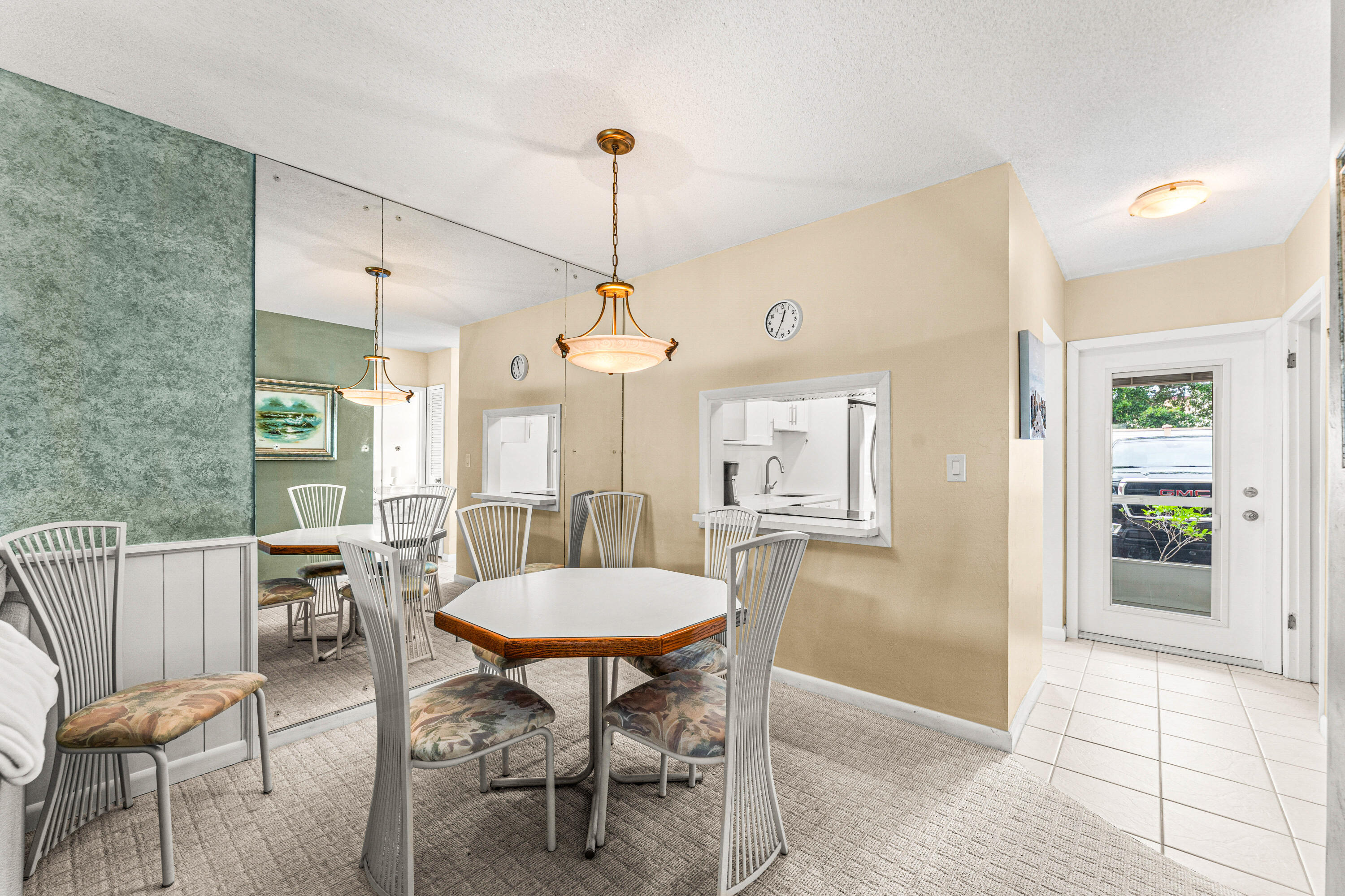 LIGHTHOUSE POINT GARDENS NORTH - Residential