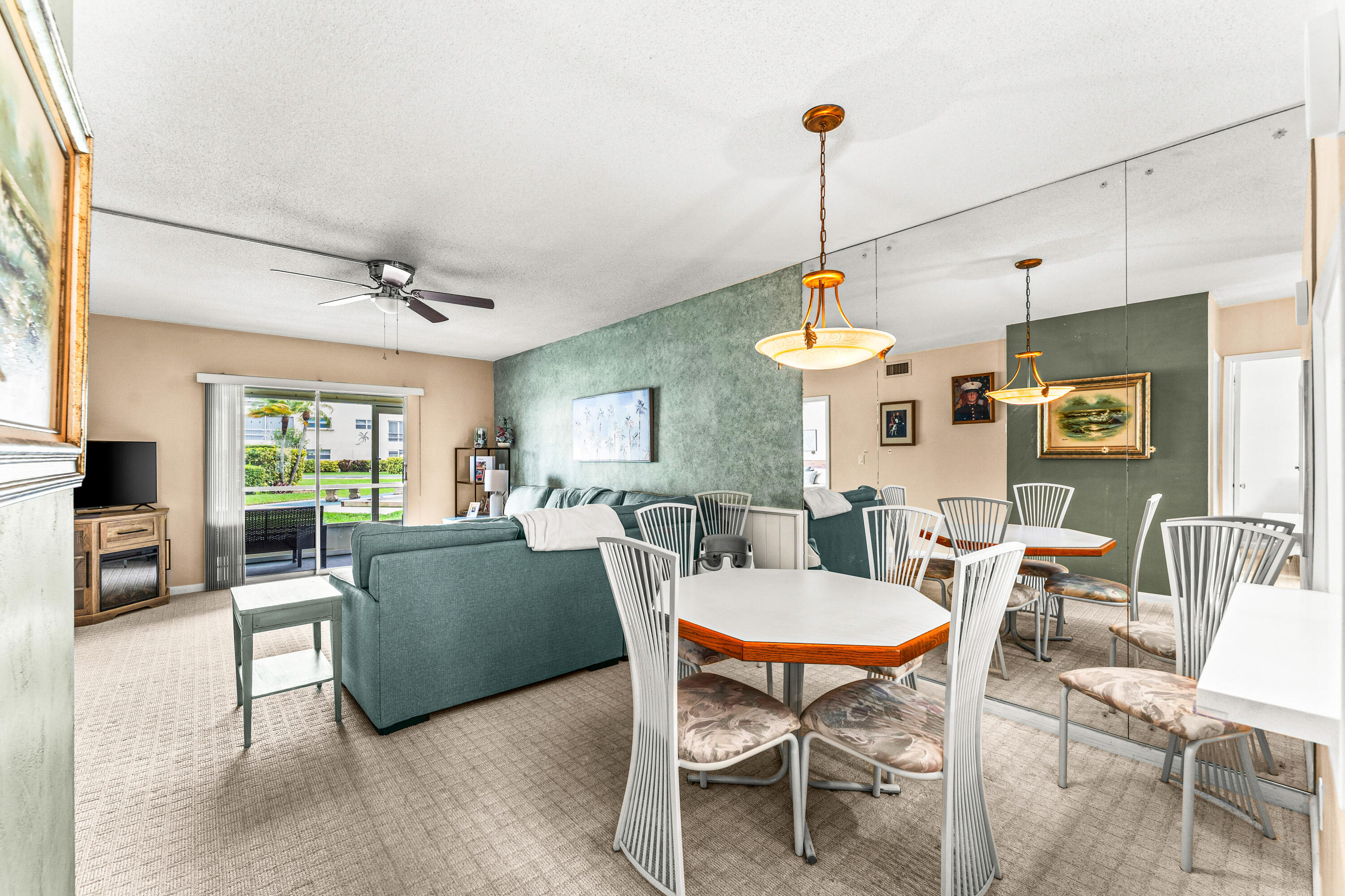 LIGHTHOUSE POINT GARDENS NORTH - Residential