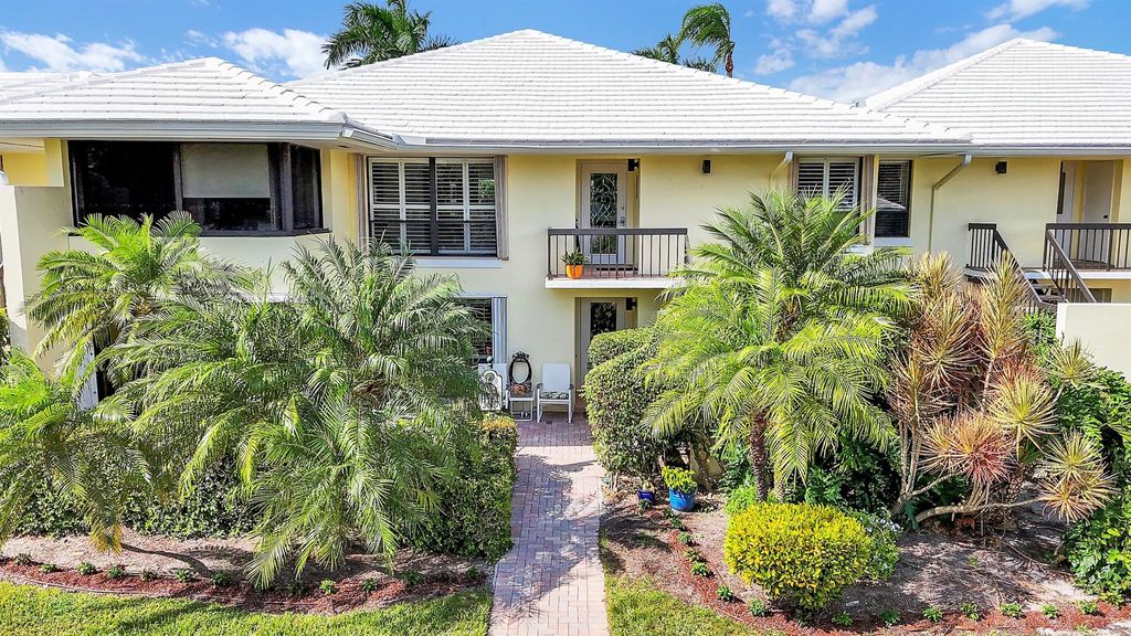 Photo of 3627 Quail Ridge Drive S #A, Boynton Beach, FL 33436 (MLS # R11135328)