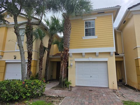 960 Pipers Cay Dr 960 West Palm Beach FL 33415