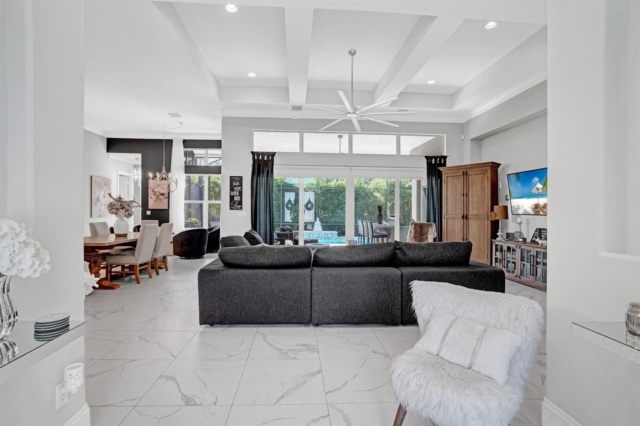 LAKE SAPPHIRE WEST RESIDE - Residential