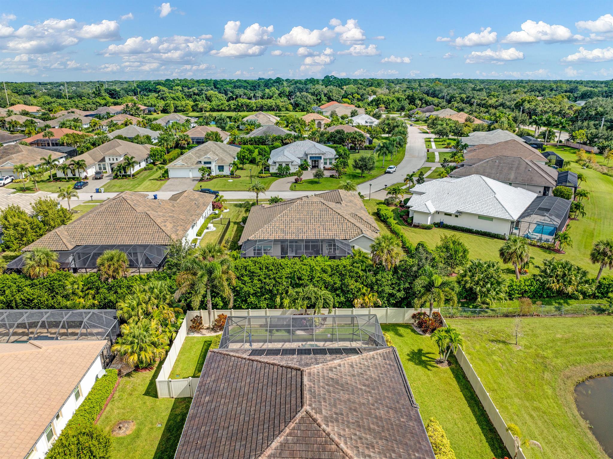 LAKE SAPPHIRE WEST RESIDE - Residential