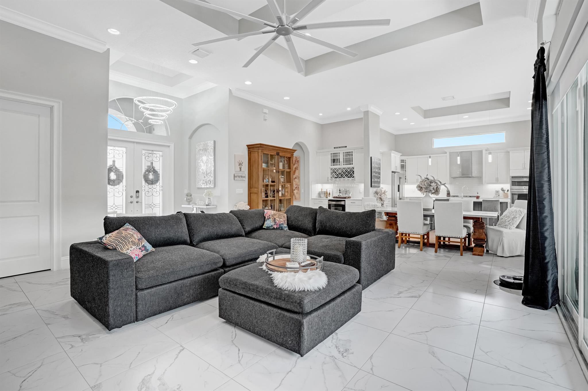 LAKE SAPPHIRE WEST RESIDE - Residential