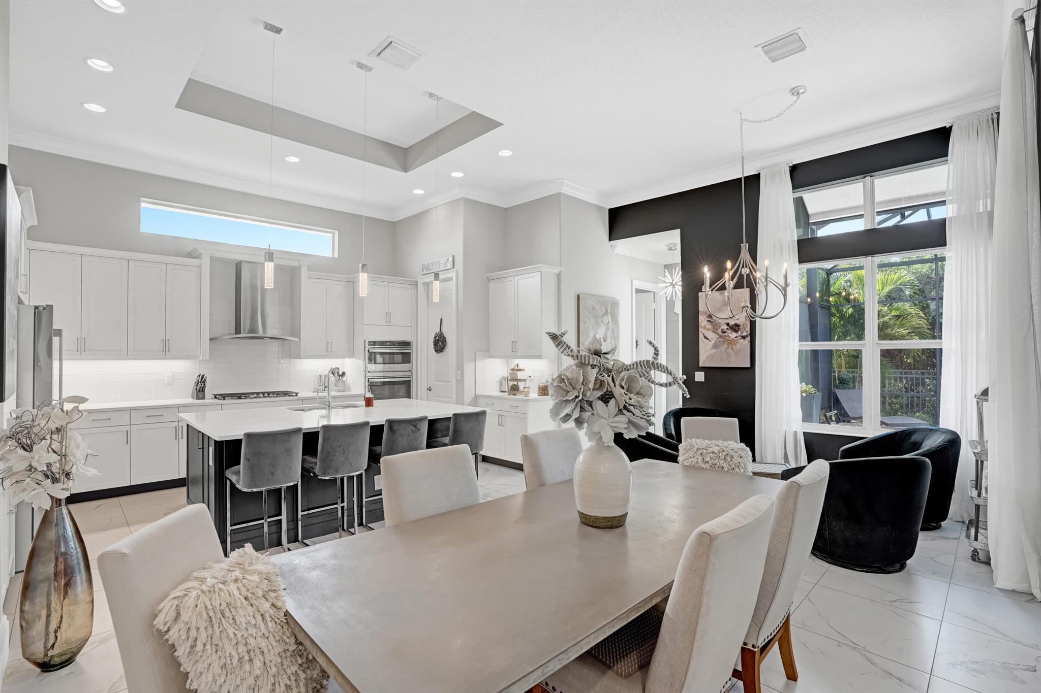 LAKE SAPPHIRE WEST RESIDE - Residential