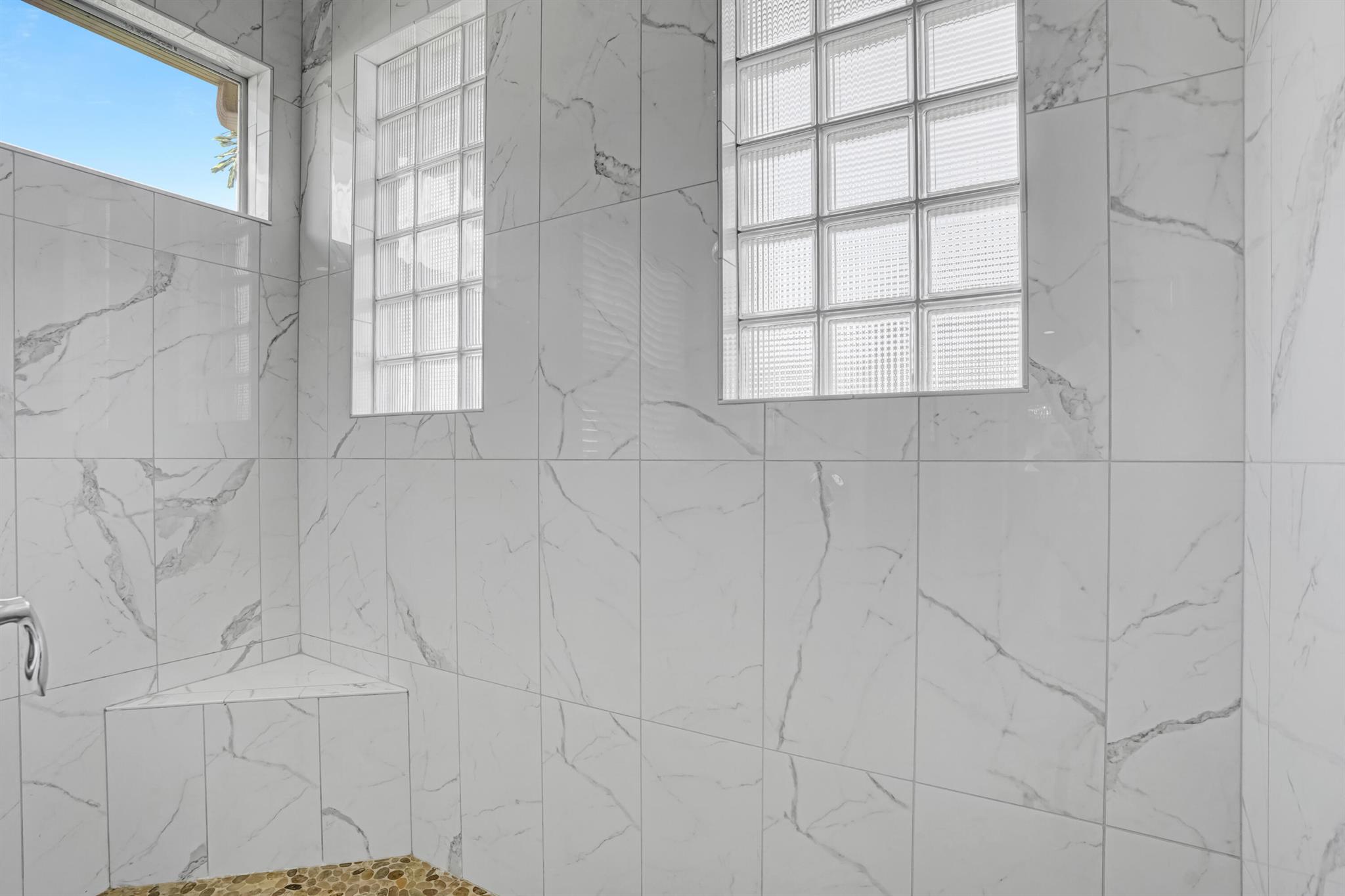 LAKE SAPPHIRE WEST RESIDE - Residential