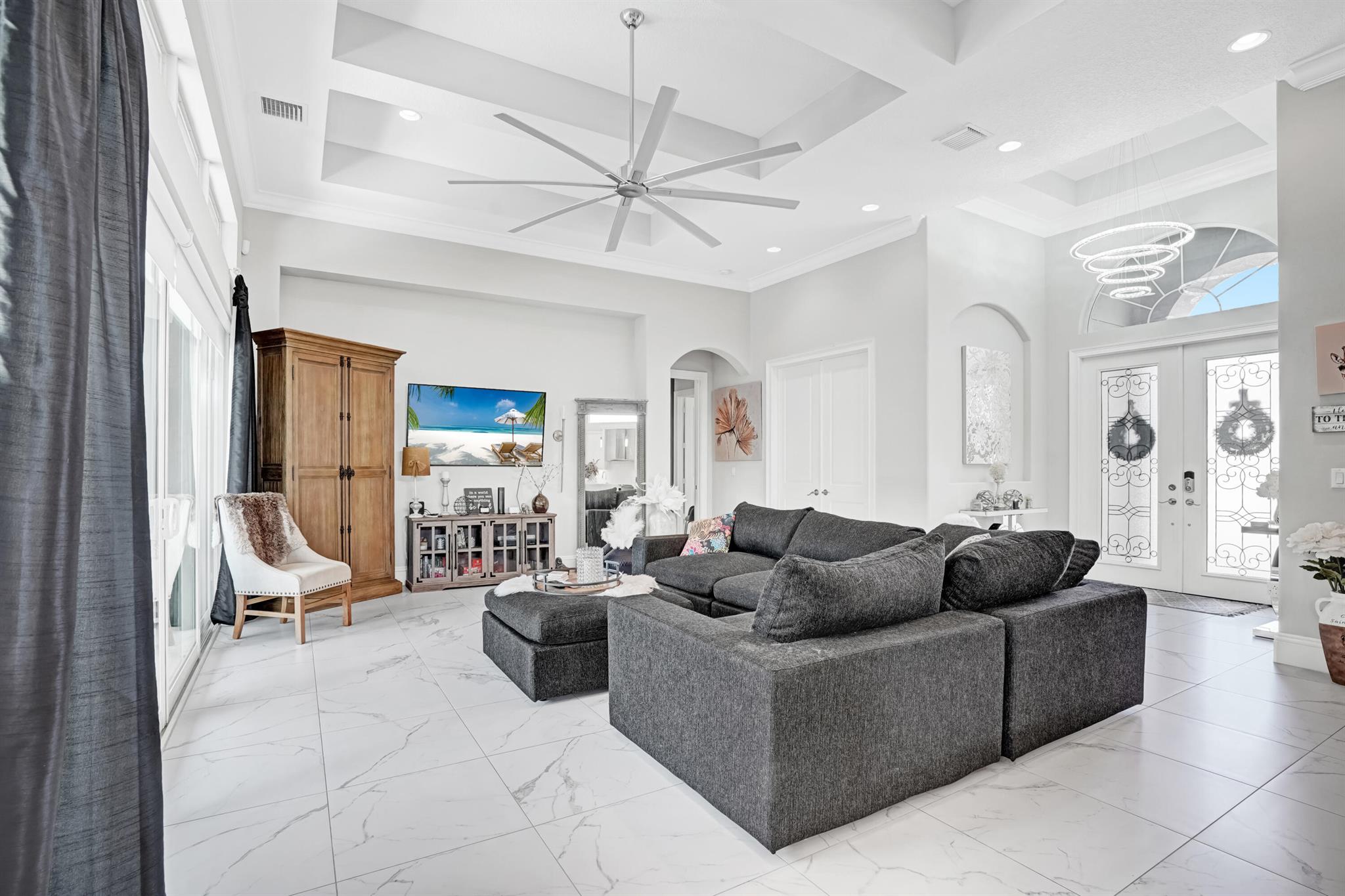 LAKE SAPPHIRE WEST RESIDE - Residential