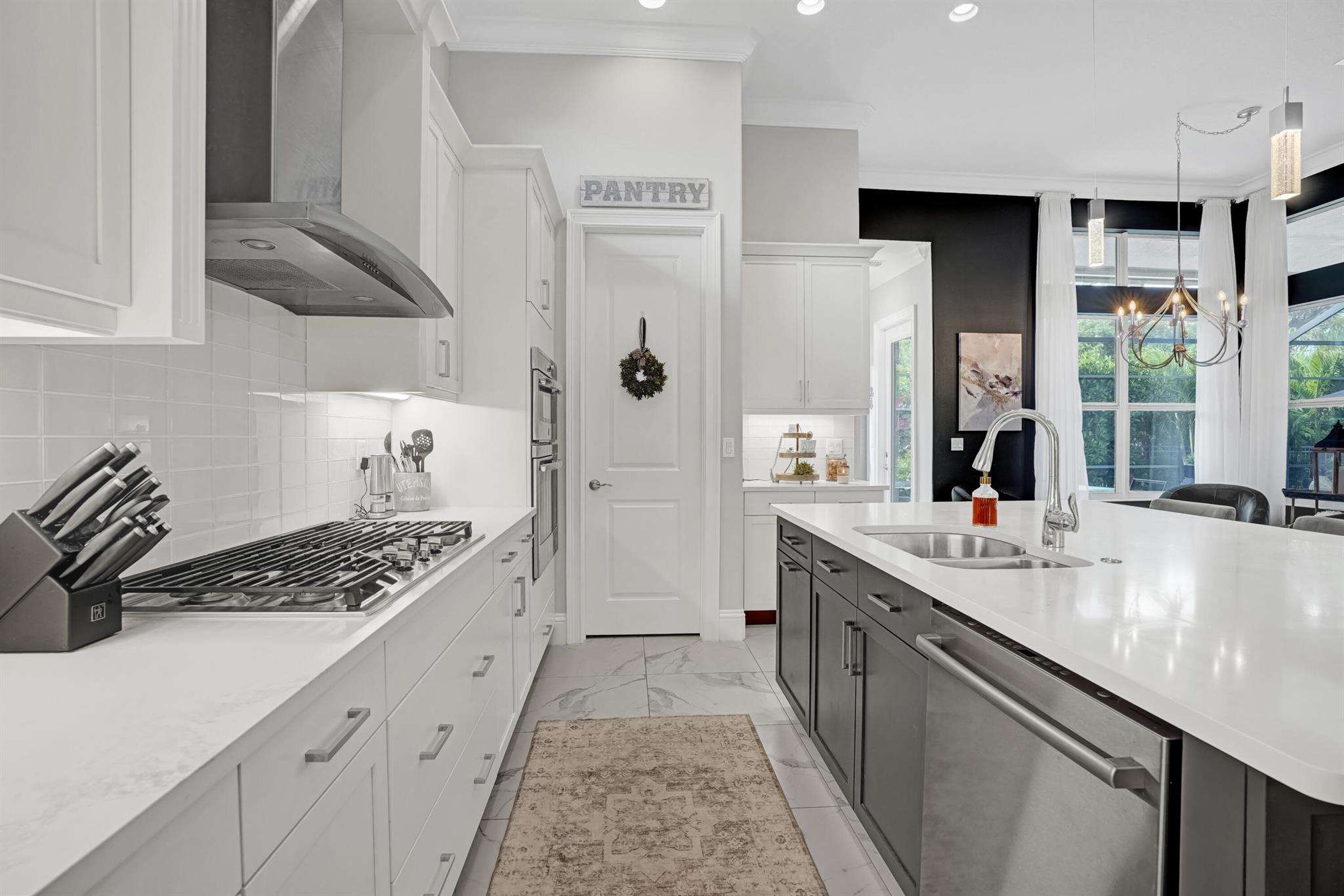 LAKE SAPPHIRE WEST RESIDE - Residential