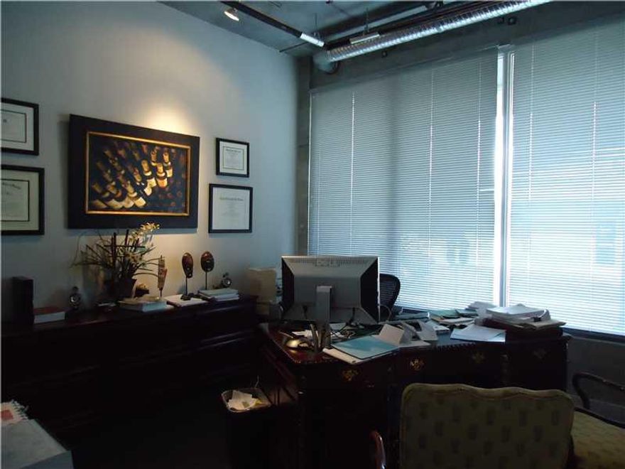 Industrial loft style space, elegant professional, high ceilings, large impact windows, exposed ducking.  Located in downtown Ft.Lauderdale on the 1st level of the loft project Avenue Lofts.  This space is completely done to accommodate any business profe ssional or could b a adapted to a retail space if necessary.  Was a law firm and a medical office is done in a very elegant way.  They mixed the industrial concept with traditional elegance, see the pictures.  Has a very large area for relaxing.