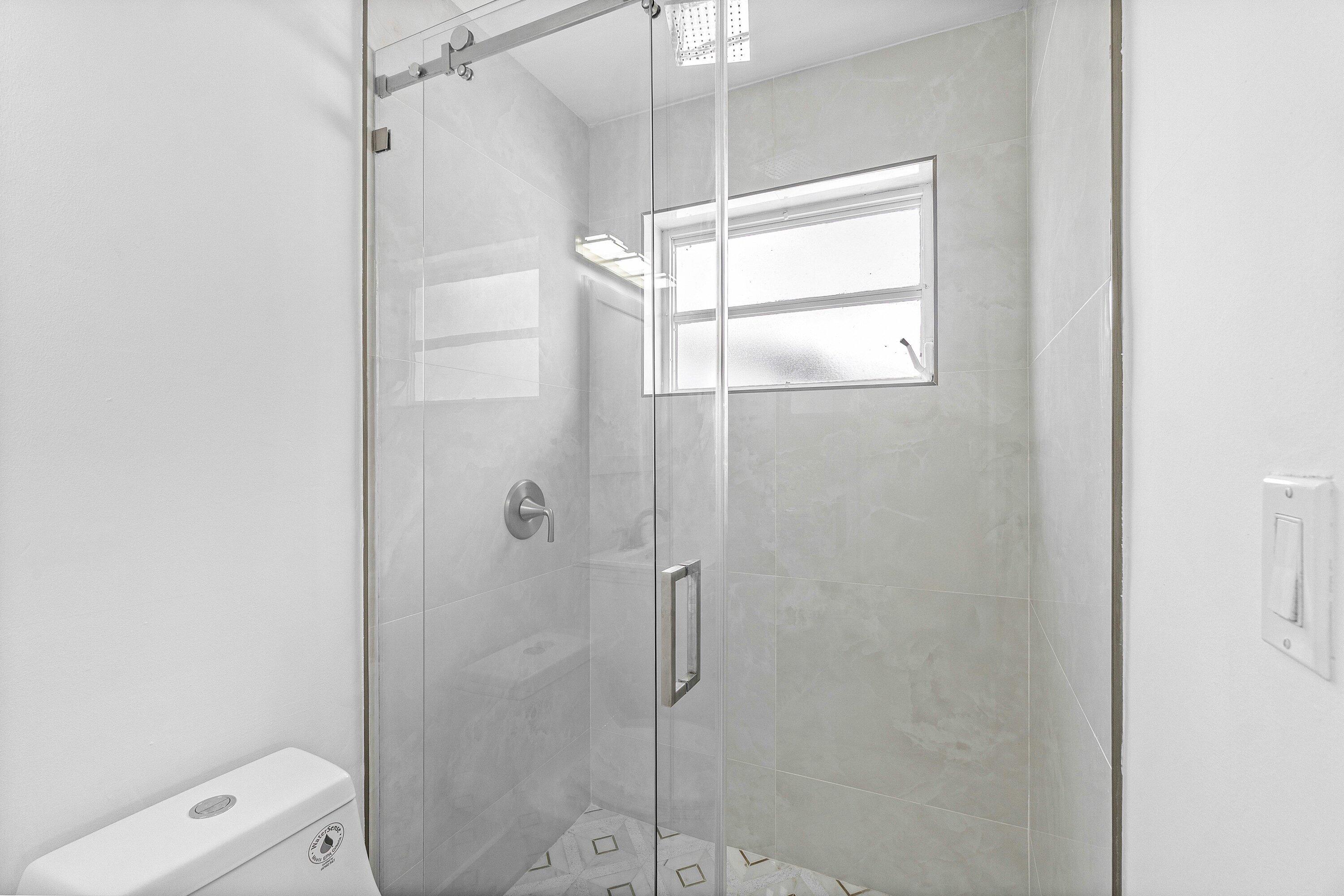 COUNTRY CLUB VILLAGE SEC B - Residential