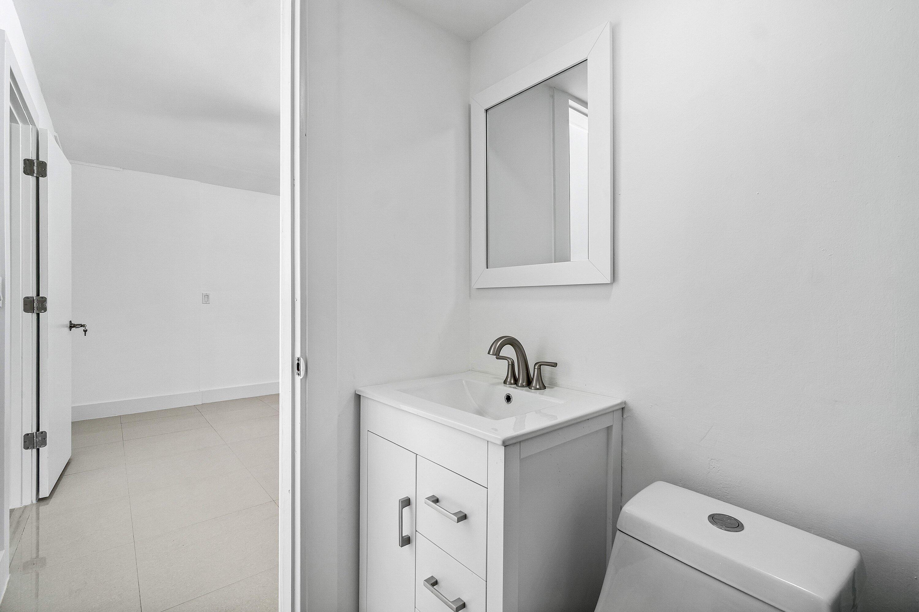 COUNTRY CLUB VILLAGE SEC B - Residential